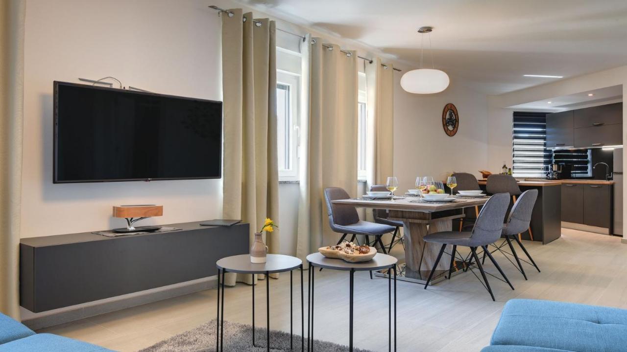 Exclusive City Apartments Pula Zewnętrze zdjęcie