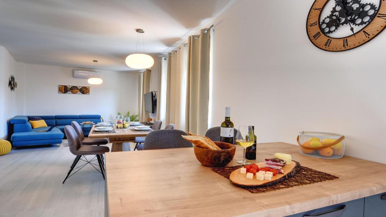 Exclusive City Apartments Pula Zewnętrze zdjęcie